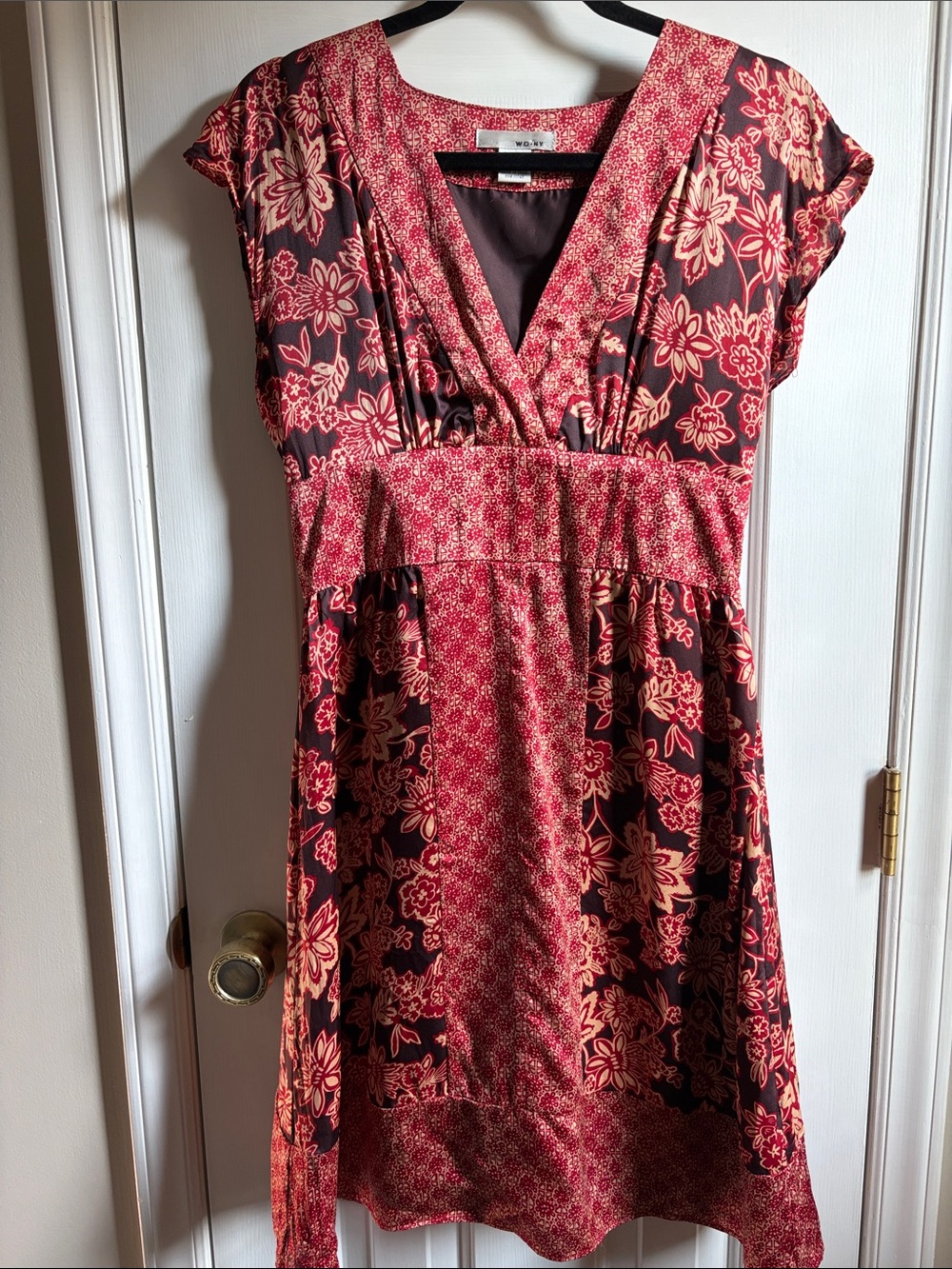 WD.NY Floral Red Brown V Neck Silk Midi Dress